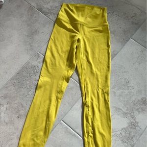 Lululemon high rise 25” align
